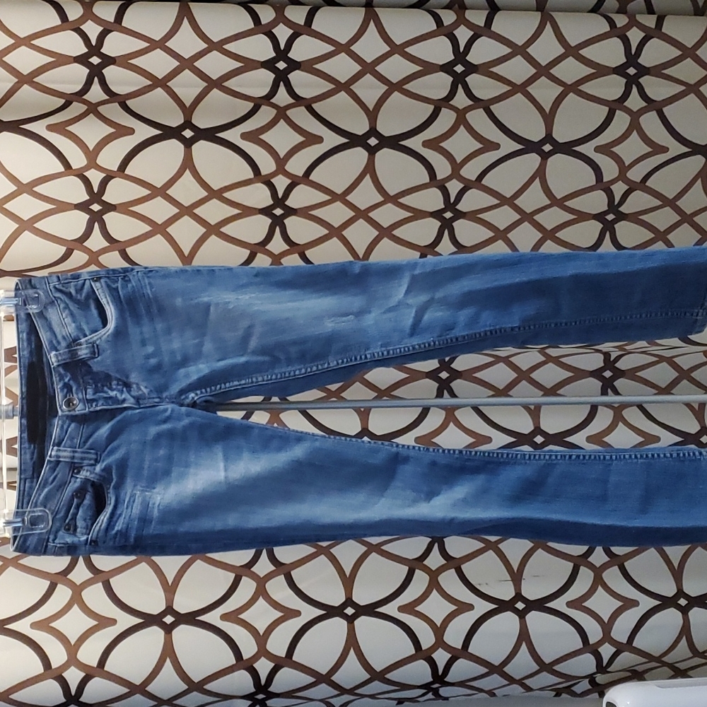 Refugee destressed Jeans